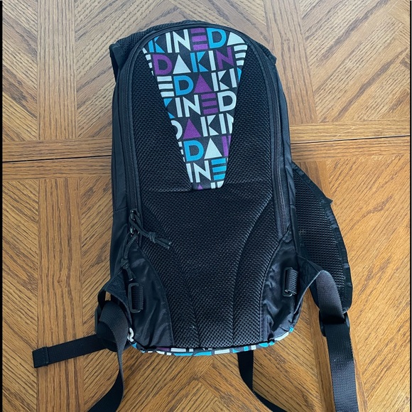 DAKINE Women’s Drafter Hydration Pack - Picture 4 of 5